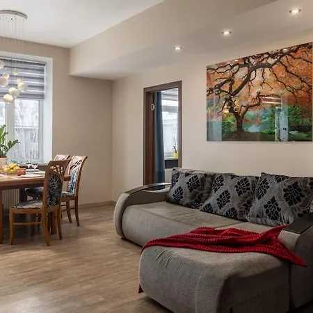 Lovely 2-Bdrm Condo Ideal For Couples And Family With Children, Free Parking On Premises Riga Exterior photo